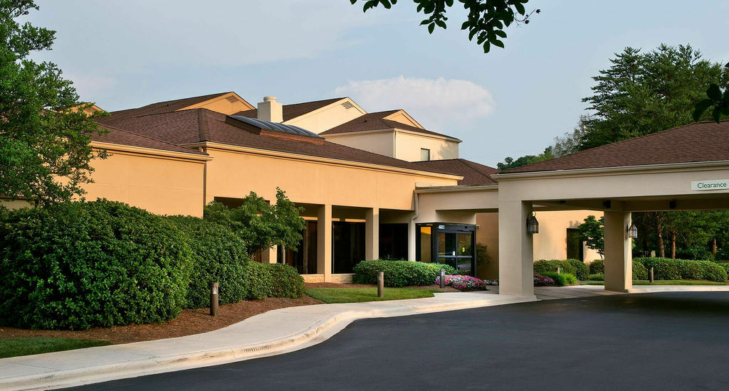 Courtyard Charlotte Southpark Hotel Exterior photo